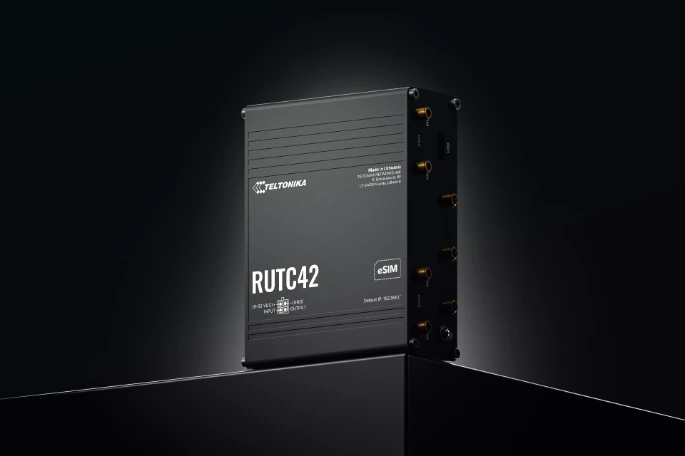 [RUTC42_10543] RUTC42 CAT 4 ALA440 dual modem